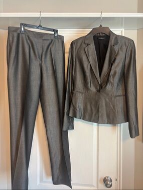Tahari Metallic Gray Two-Piece Pantsuit